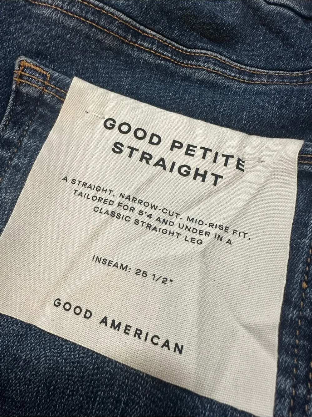 NWT Good American Good Petite Straight Jeans - Size 6-12